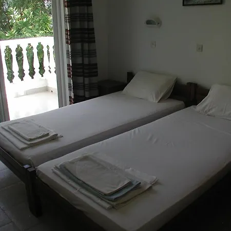 Otel Helgas Paradise Afantou
